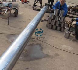 Spreader Roll