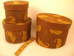 Classic Leaf Oval Box Set of Three