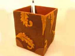 Classic Leaf  Pen Holder